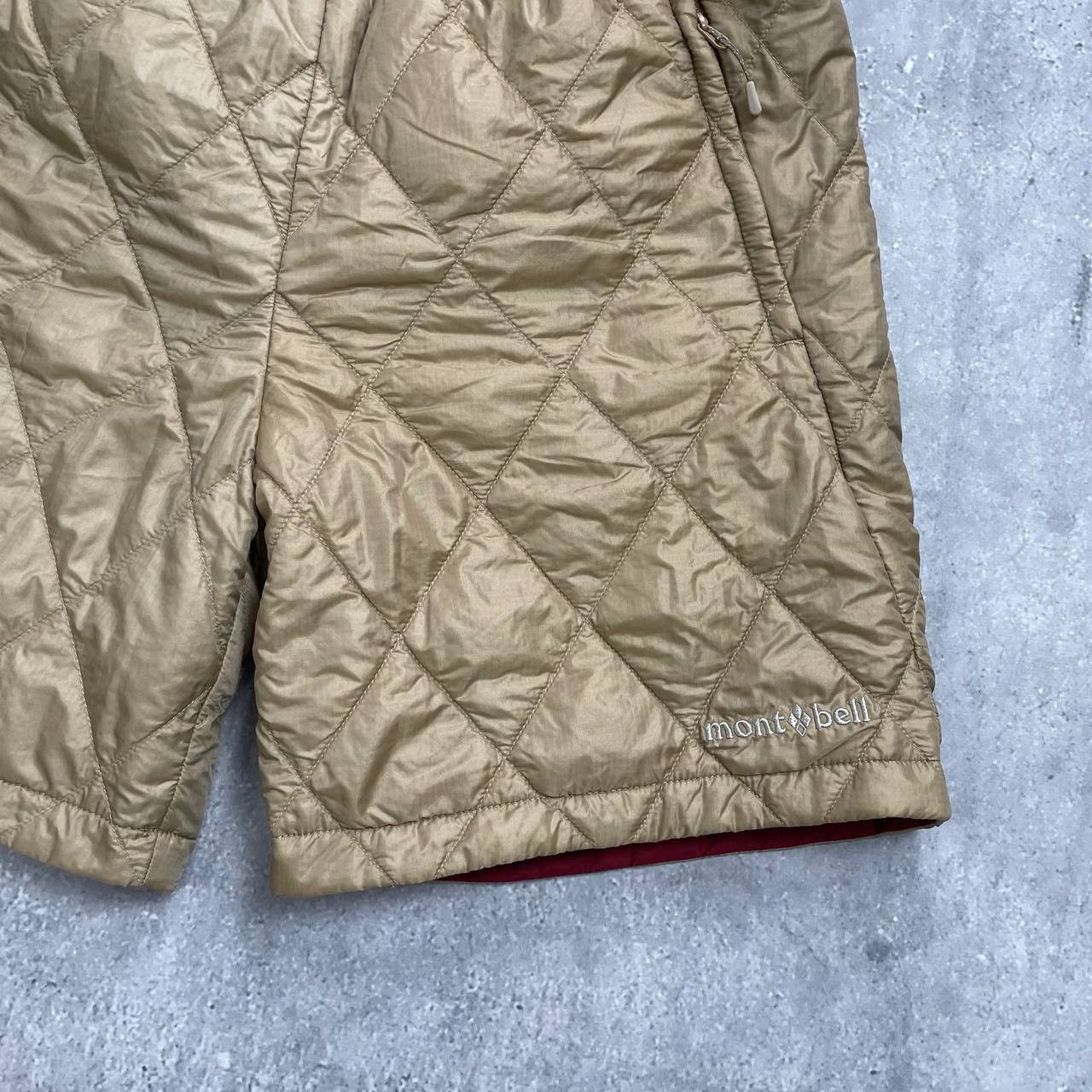 Japanese Brand × Montbell Montbell Reversible Thermawrap Shorts Women's Red/ Gold Size 26" / US 2 / IT 38 - 7 Thumbnail