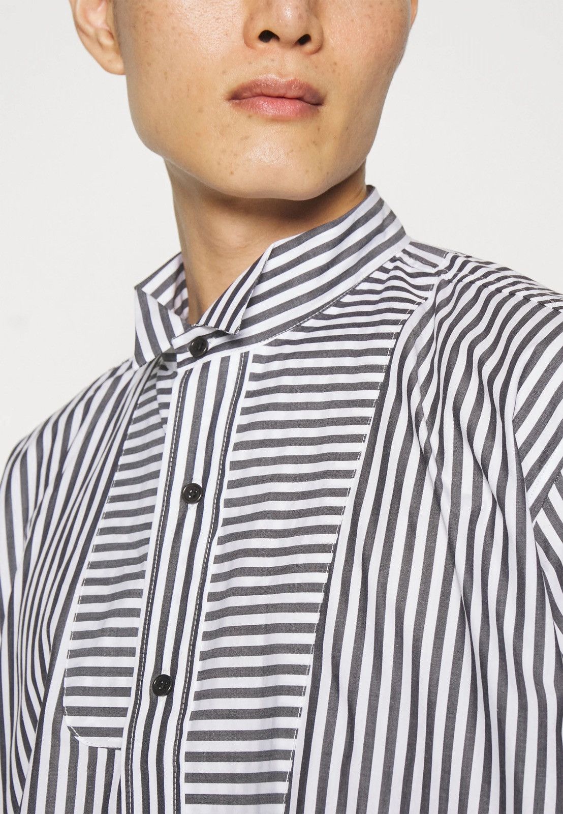 Henrik Vibskov !DS! AW23 Henrik Vibskov Chow Stripped White Black Shirt Size US L / EU 52-54 / 3 - 6 Thumbnail
