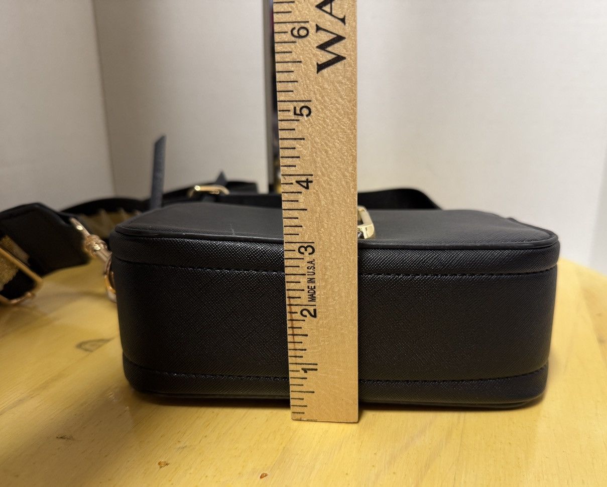 Marc Jacobs Marc Jacobs Black Saffiano Leather Snapshot Camera Bag Size ONE SIZE - 11 Thumbnail