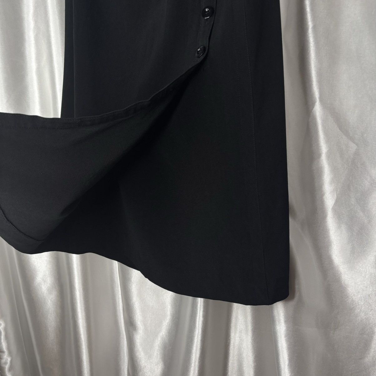 Escada vintage silk skirt Escada black oldmoney high waisted Size 27" / US 4 / IT 40 - 3 Thumbnail