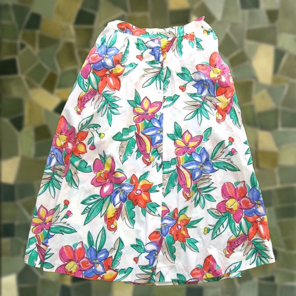 Vintage Vintage Koret 100% Cotton Green Yellow Pink Parrot Bird Button Maxi Skirt Small Koret Vintage 100% Cotton Green Pink Parrot Bird Maxi Skirt Small Size 28" / US 6 / IT 42 - 1 Thumbnail