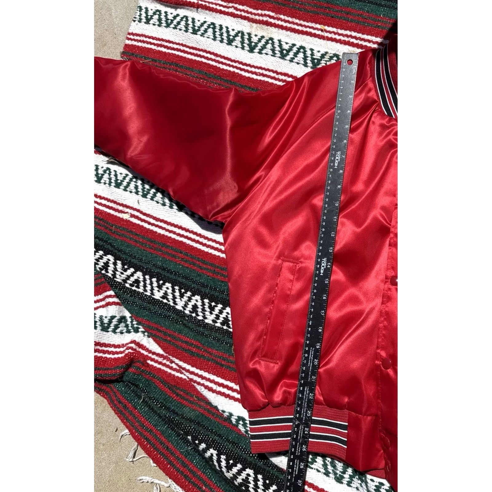 Chalk Line VINTAGE Chalk Line Atlanta Falcons Jacket Red L Satin Bomber Shirt/Outerwear Mens Vintage Size US L / EU 52-54 / 3 - 7 Thumbnail