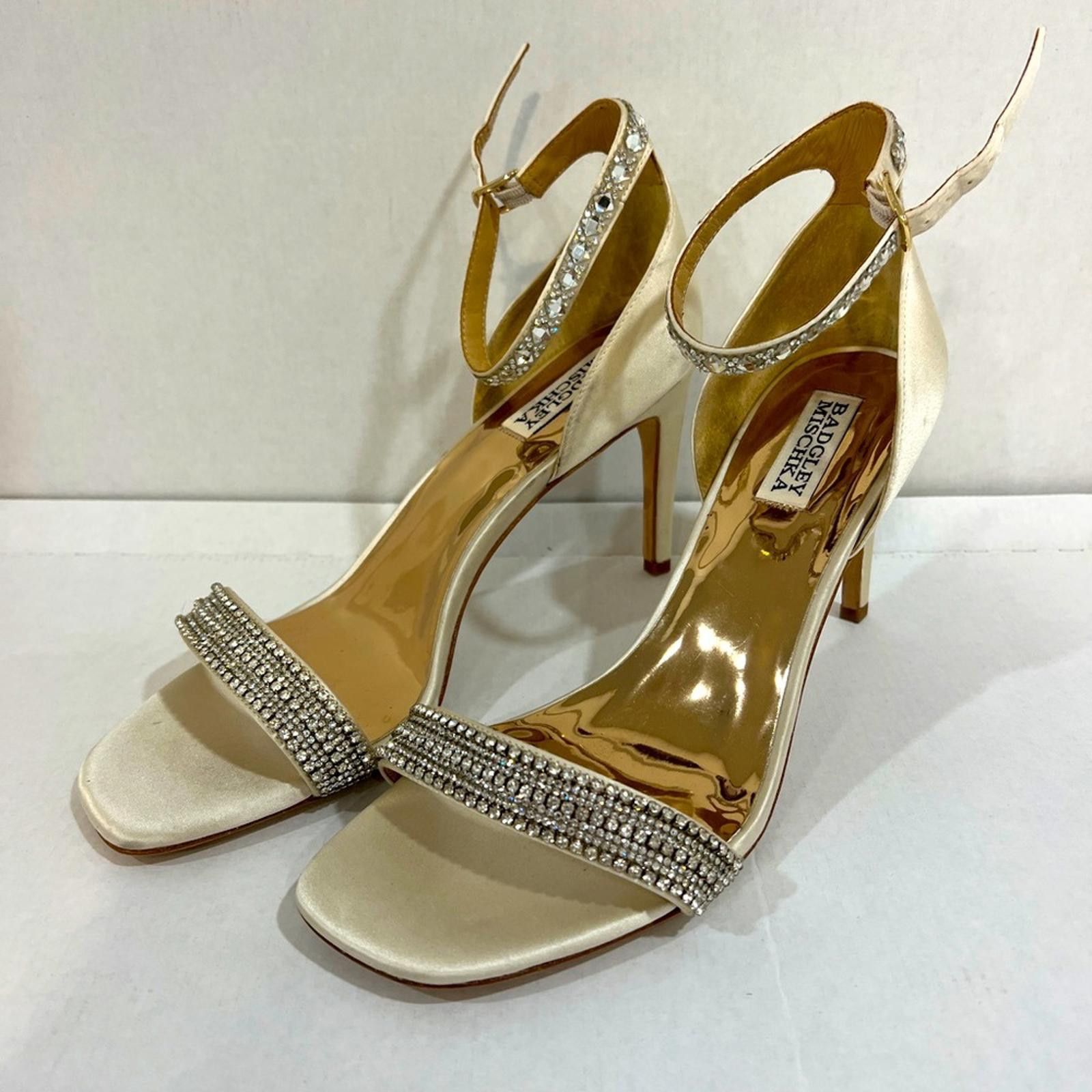 Designer Badgley Mischka creme satin heels with rhinestones Size US 9.5 / IT 39.5 - 1 Thumbnail