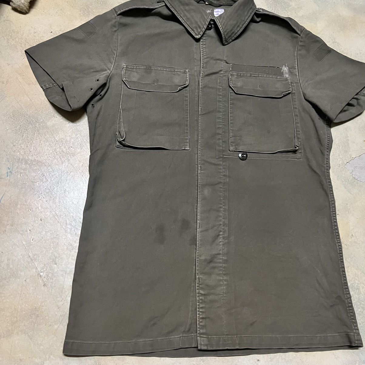 Vintage Vintage Military Army Issue Button Up Shirt Size US L / EU 52-54 / 3 - 4 Thumbnail