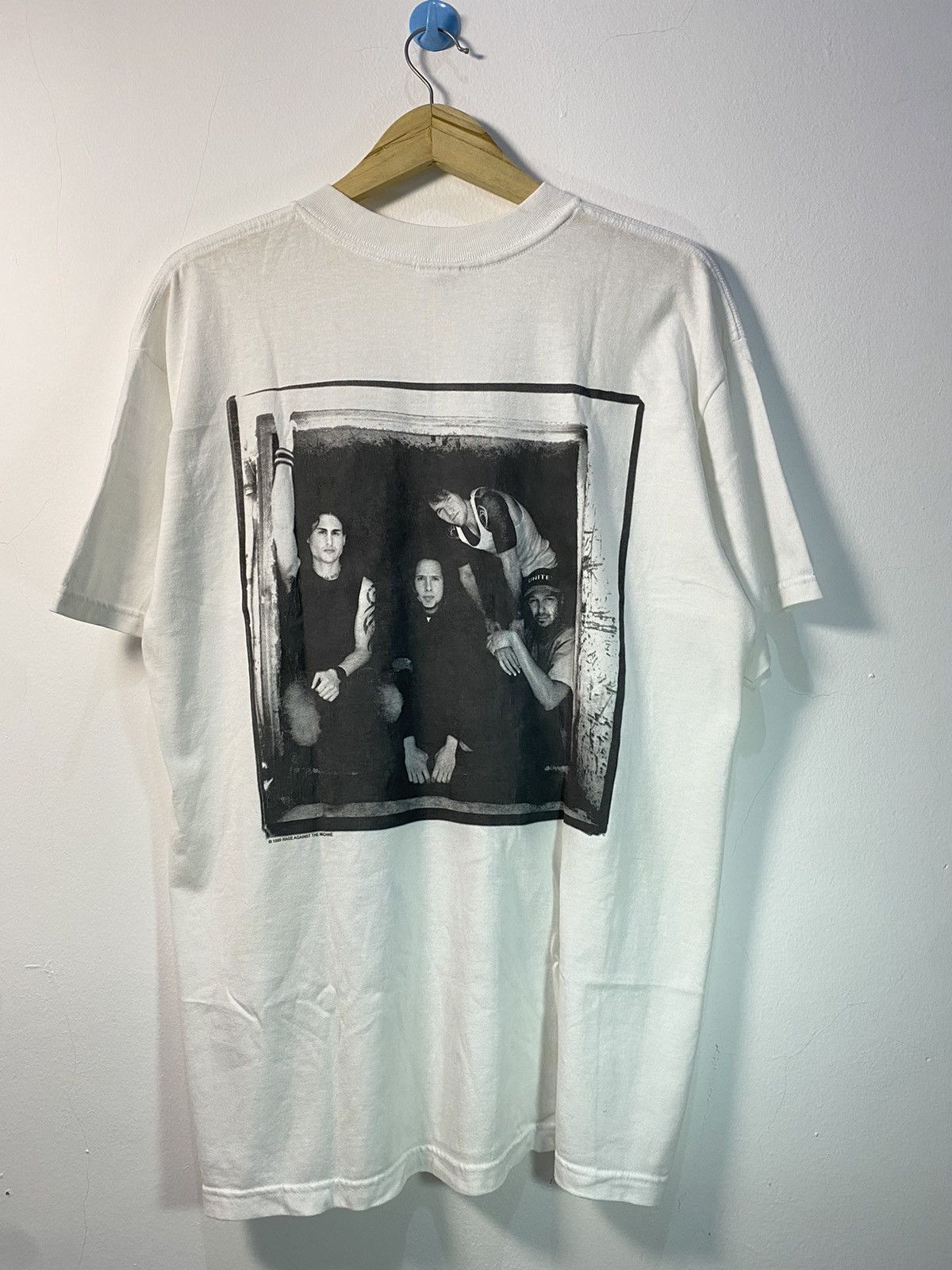 Band Tees Vintage rage against the machine Size US L / EU 52-54 / 3 - 2 Thumbnail
