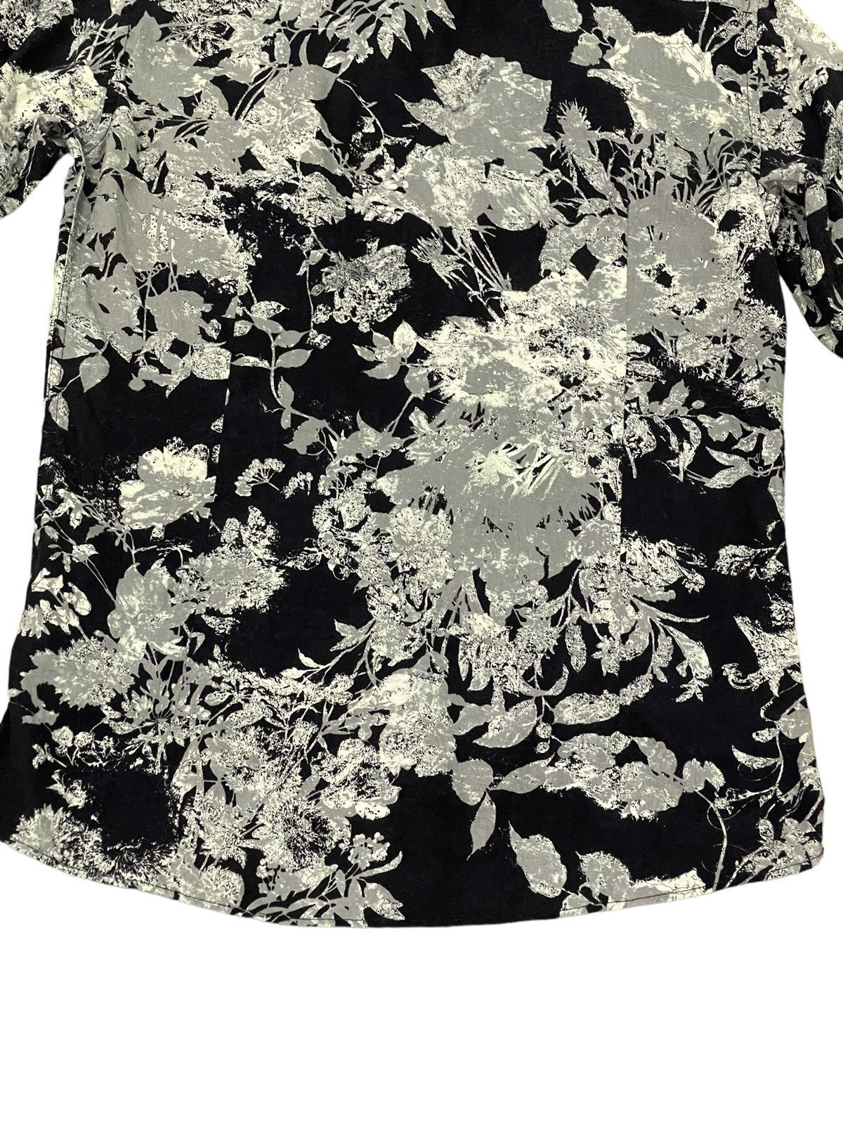 Tornado Mart Florals Shirt Tornado Mart Slim 5🟩6 Size US S / EU 44-46 / 1 - 14 Thumbnail