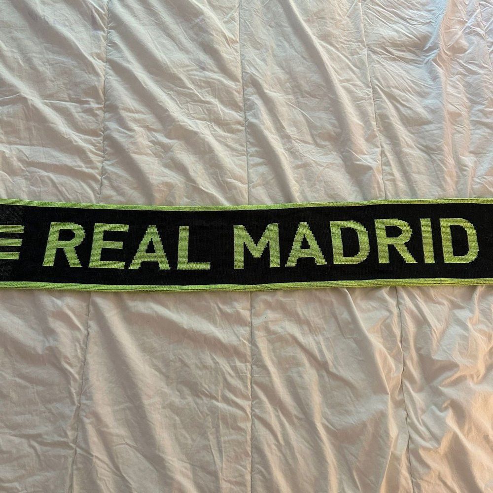 Adidas Adidas Real Madrid Soccer Scarf Size ONE SIZE - 6 Thumbnail