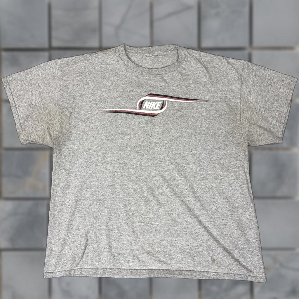 Nike VINTAGE Nike T Shirt Mens XL Gray Swoosh Logo 90s Sports USA Distressed Casual Rare Size US XL / EU 56 / 4 - 1 Thumbnail
