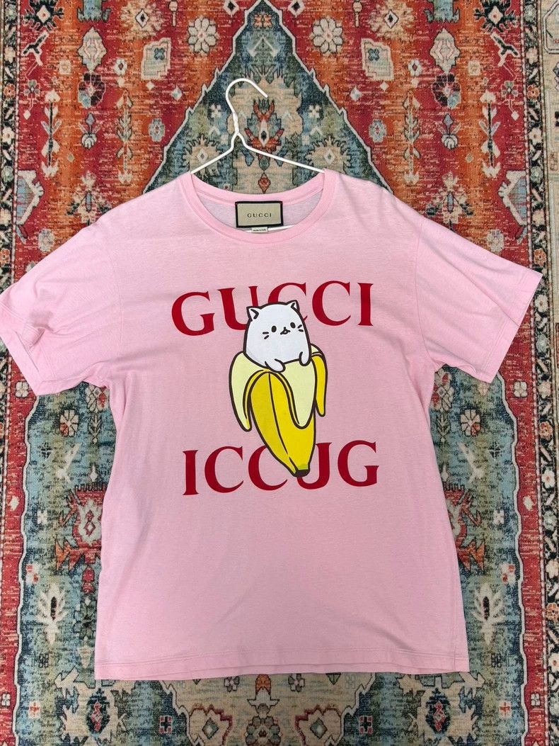 Gucci Gucci Pink banana cat short sleeve 2503-Nextarrow Size XS / US 0-2 / IT 36-38 - 1 Thumbnail