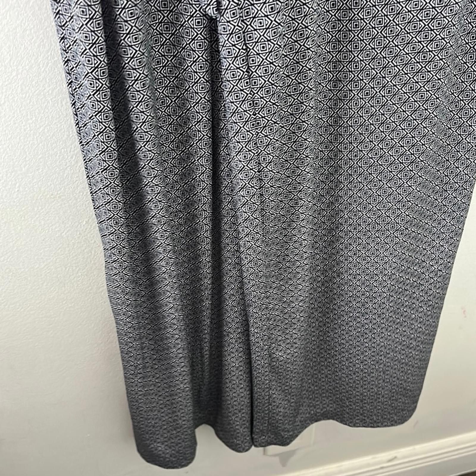 Designer New York & Company Gray Halter Pleated Jumpsuit Size 28" / US 6 / IT 42 - 6 Thumbnail