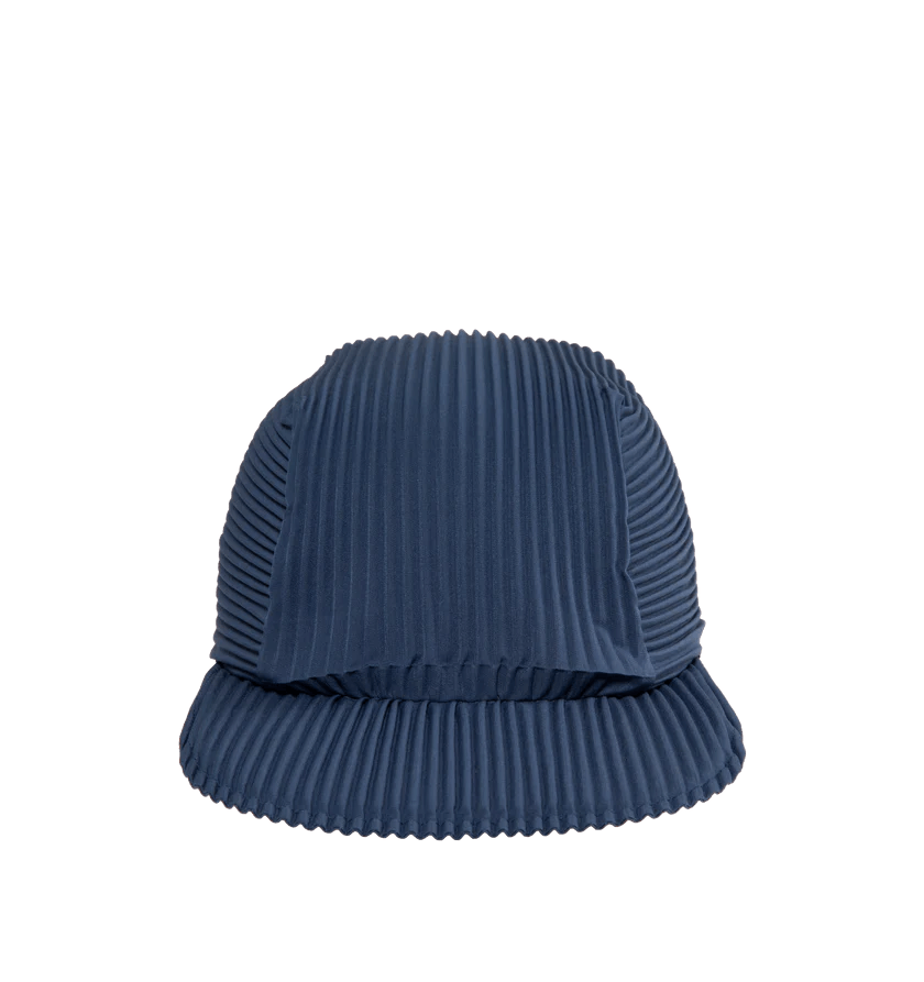 o1h1sh10624 Size: OS/ Pleats Cap in Blue