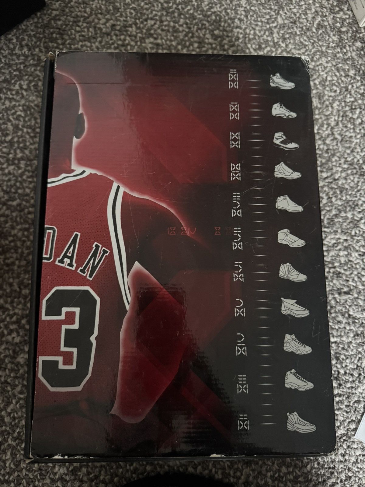 Jordan Brand Jordan 12 Retro CDP Taxi 2008 Size US 9 / EU 42 - 11 Thumbnail