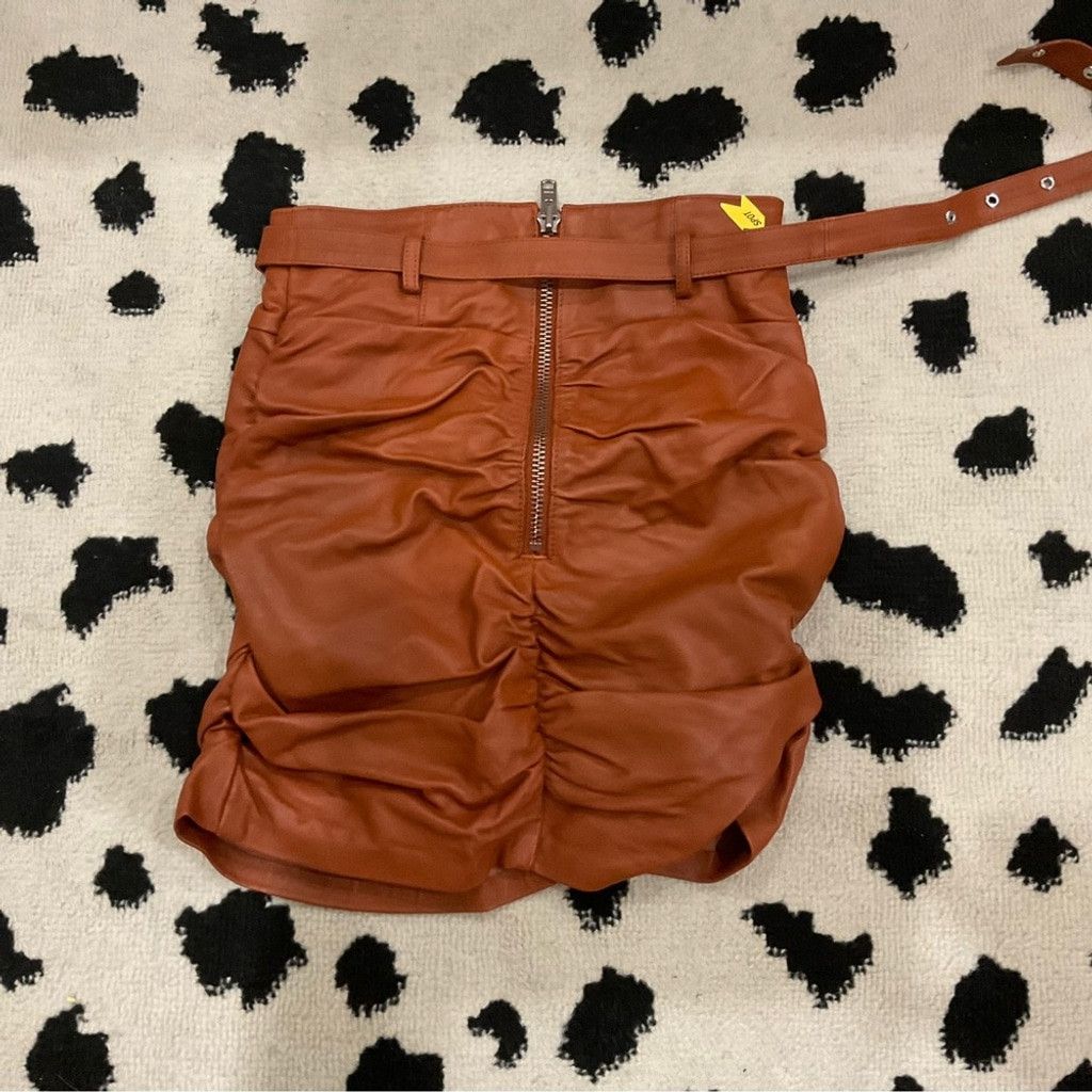 Camila Coelho Cami leather skirt, size: XS Size 26" / US 2 / IT 38 - 5 Thumbnail