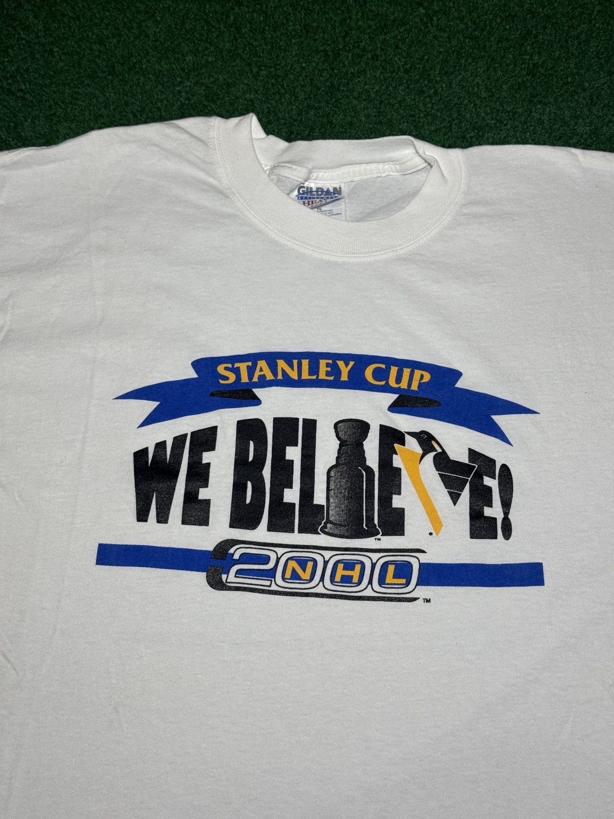 Vintage Vintage Penguins NHL Y2K Stanley Cup XL Hockey T Shirt Size US XL / EU 56 / 4 - 2 Thumbnail