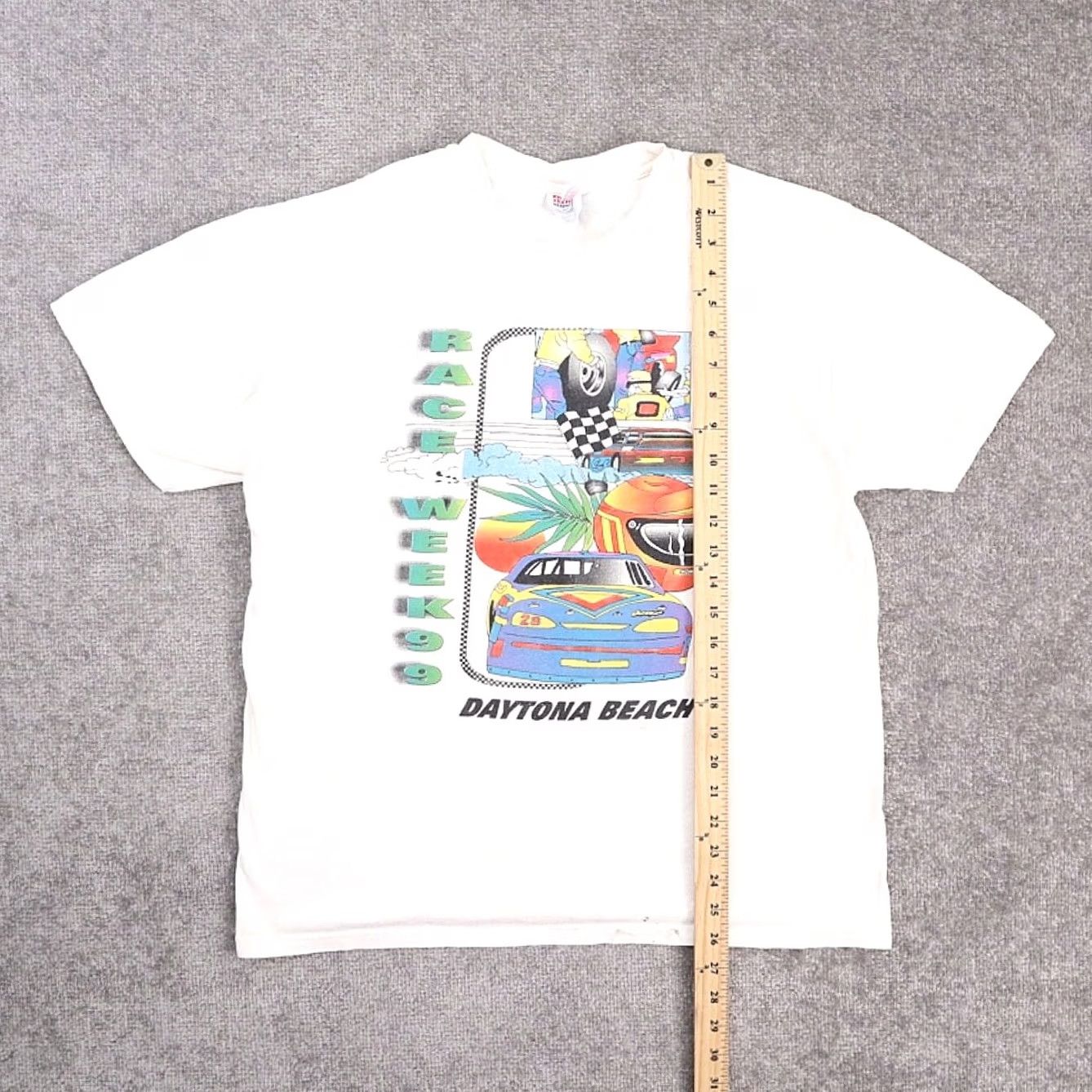NASCAR VINTAGE Shirt Mens L White 90s NASCAR Daytona Race Week Short Sleeve Crew Neck Size US L / EU 52-54 / 3 - 3 Thumbnail