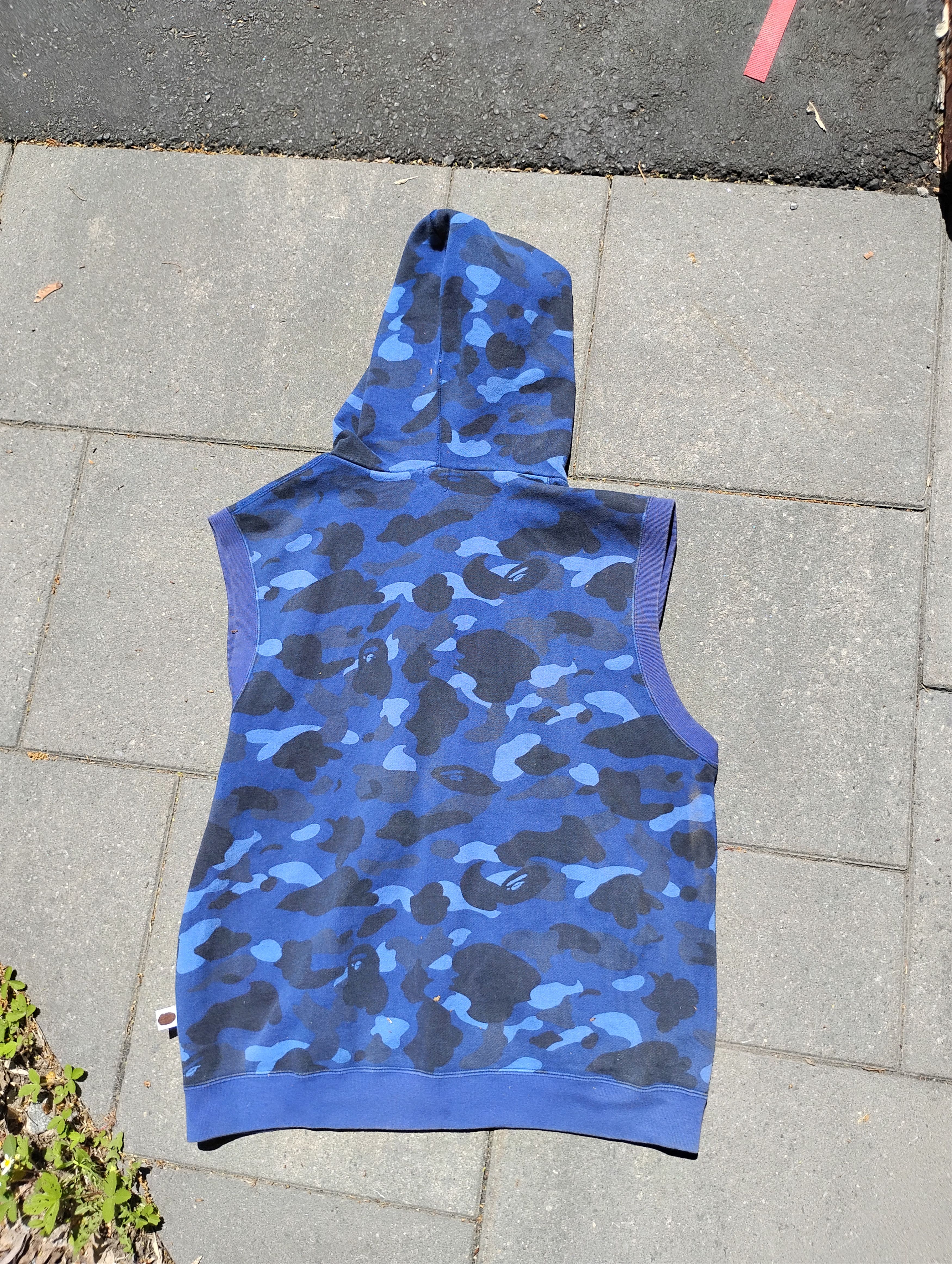 Bape 2006 BAPE sleeveless hoodie blue camo Size US L / EU 52-54 / 3 - 2 Thumbnail