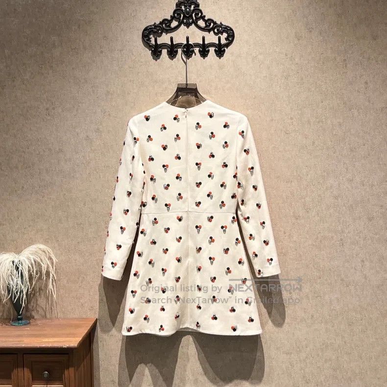 Valentino Valentino Beige beaded dress with rhinestones Size M / US 6-8 / IT 42-44 - 2 Thumbnail
