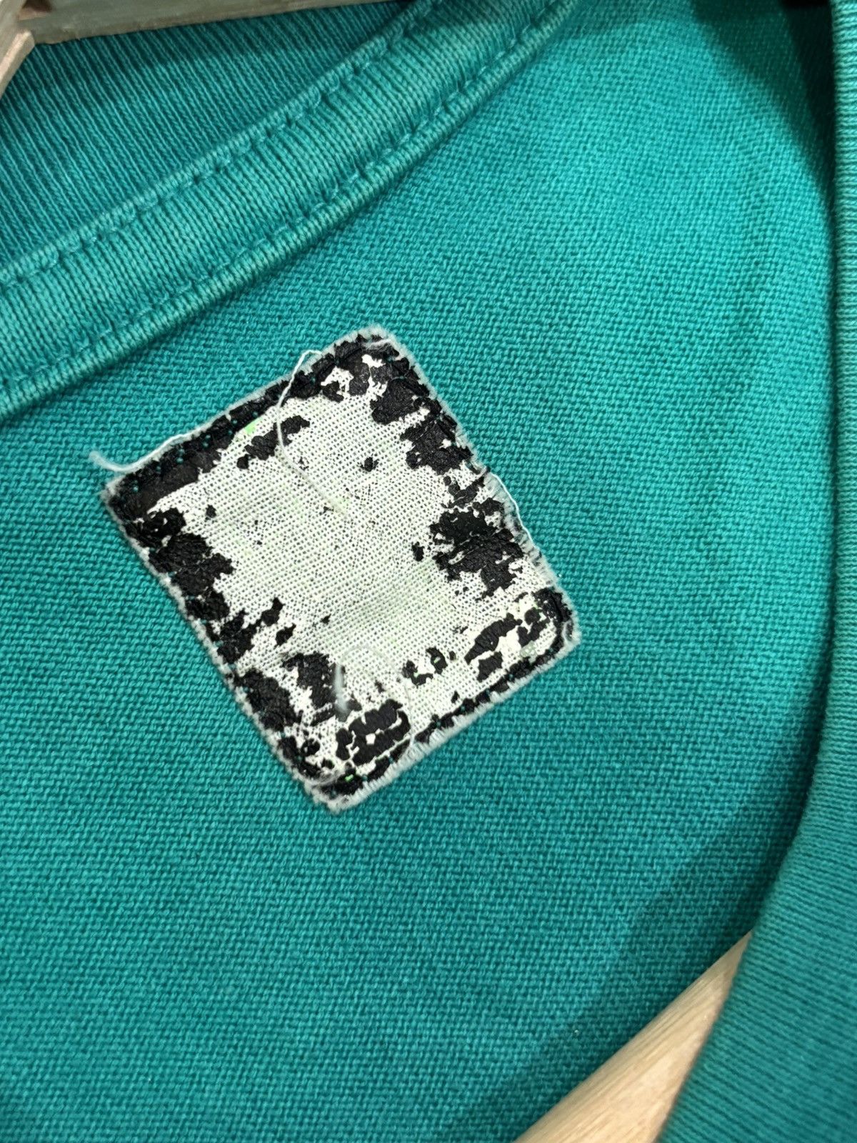 Undercover Original Fake Kaws Undercover Skull Shirt Size US L / EU 52-54 / 3 - 3 Thumbnail