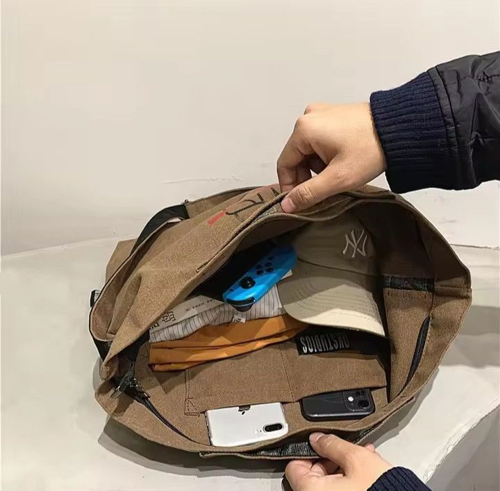 Japanese Brand Casual Canvas Crossbody Bag Size ONE SIZE - 5 Thumbnail