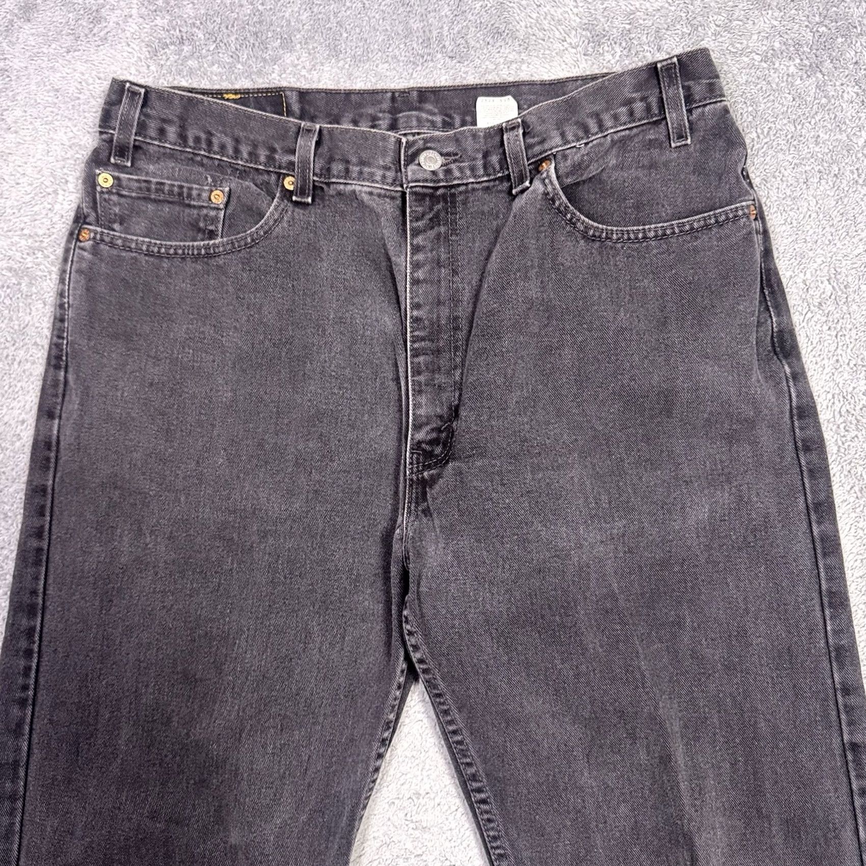 Levi's VINTAGE Levi's 505 Jeans Men 36x33 USA Made Paper Tag Black 90s Y2K Grunge Rock 5-Pocket Denim Straight Regular Mens Size US 36 / EU 52 - 3 Thumbnail