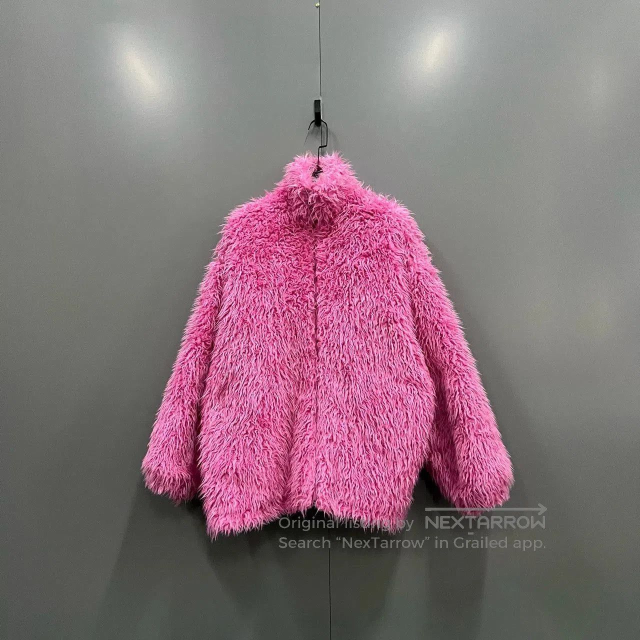 Balenciaga balenciaga pink teddy fur coat limited edition. Size XS / US 0-2 / IT 36-38 - 1 Thumbnail