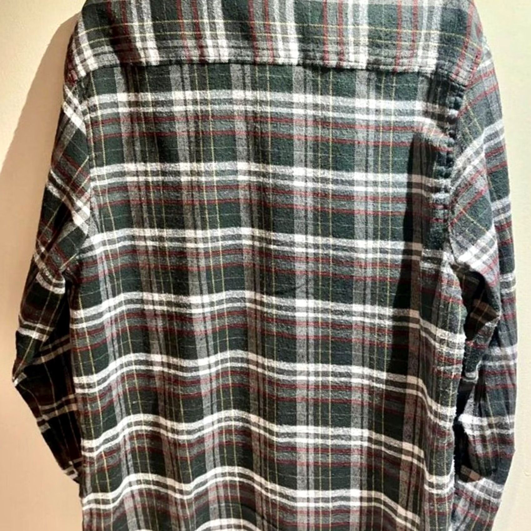 Vintage VINTAGE Stanley Plaid Flannel Shirt Gray Red Long Sleeve Button Up Mens Size L Size US L / EU 52-54 / 3 - 3 Thumbnail