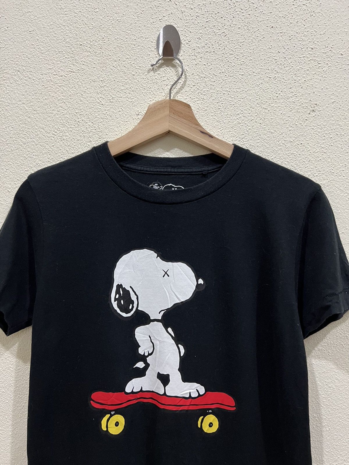 Kaws × Peanuts × Uniqlo Peanuts Kaws Uniqlo Shirt Size US XS / EU 42 / 0 - 3 Thumbnail