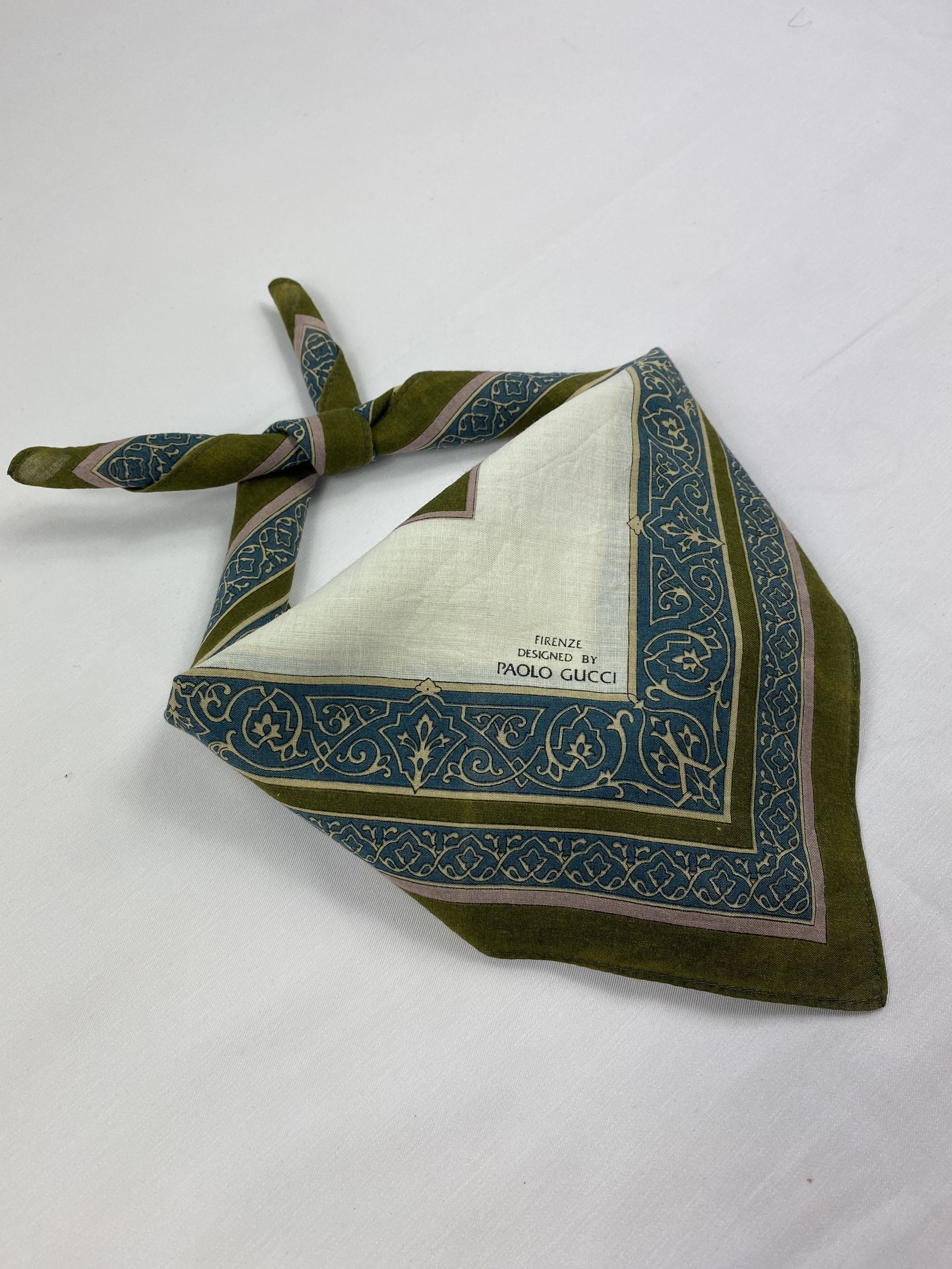 Paolo Gucci Paolo Gucci Handkerchief / Bandana / Neckerchief Size ONE SIZE - 1 Thumbnail
