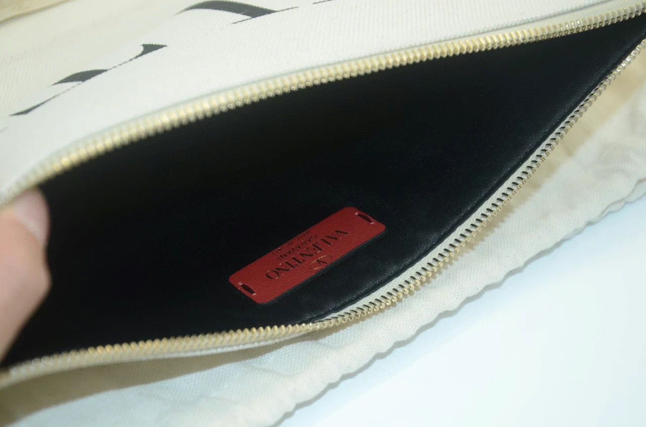 Valentino Valentino VLTN Logo Canvas Large Handbag with Rivets Size ONE SIZE - 8 Thumbnail