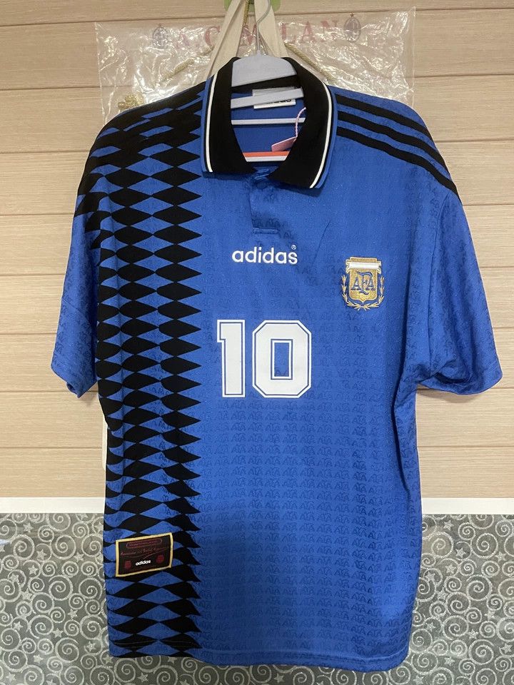 Other 1994 Argentina 10 Maradona Jersey Away Size US XL / EU 56 / 4 - 1 Thumbnail