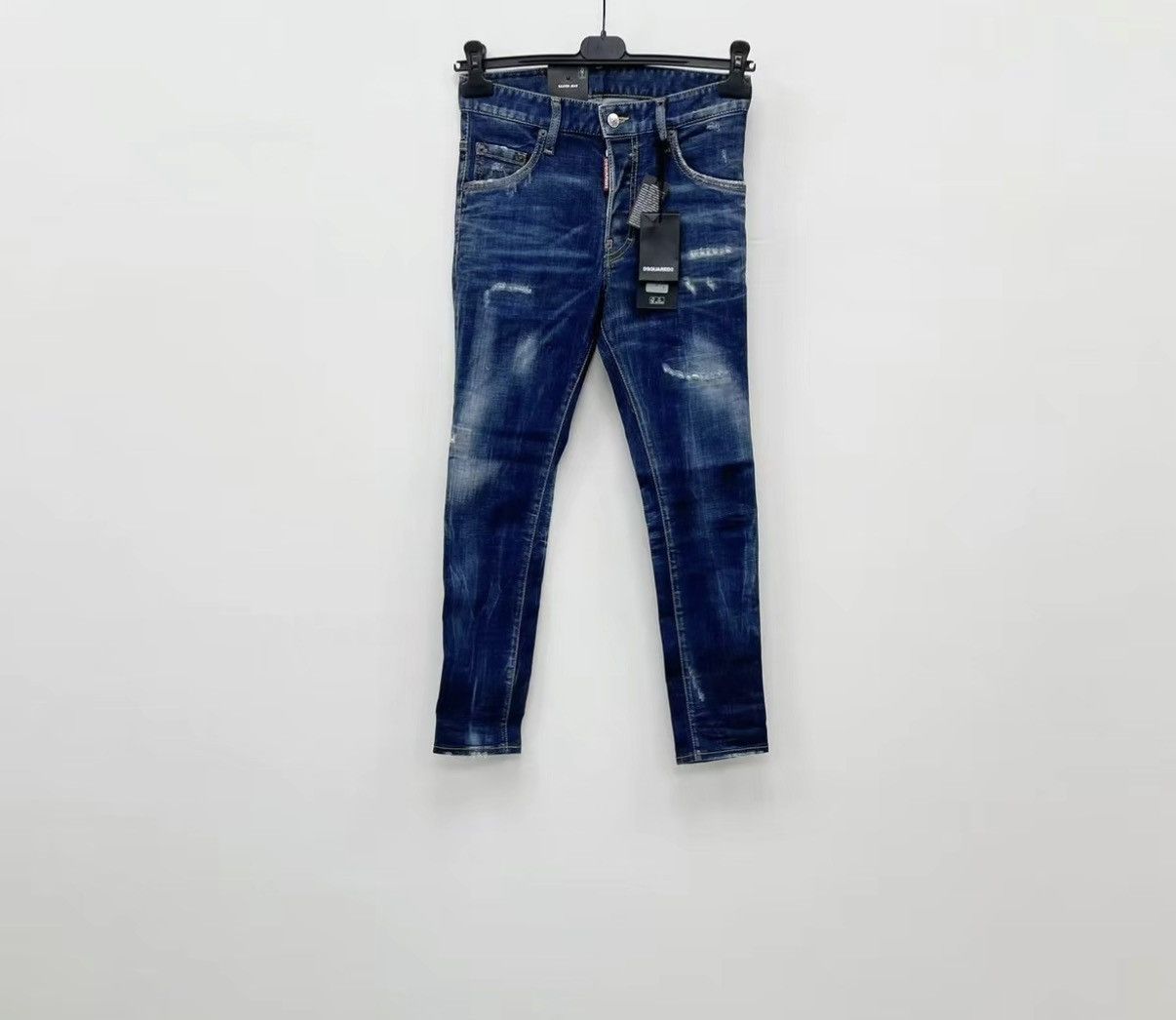 Dsquared2 DSQUARED2 (D2) Stretch Washed Skinny Jeans J30 Size US 32 / EU 48 - 1 Thumbnail