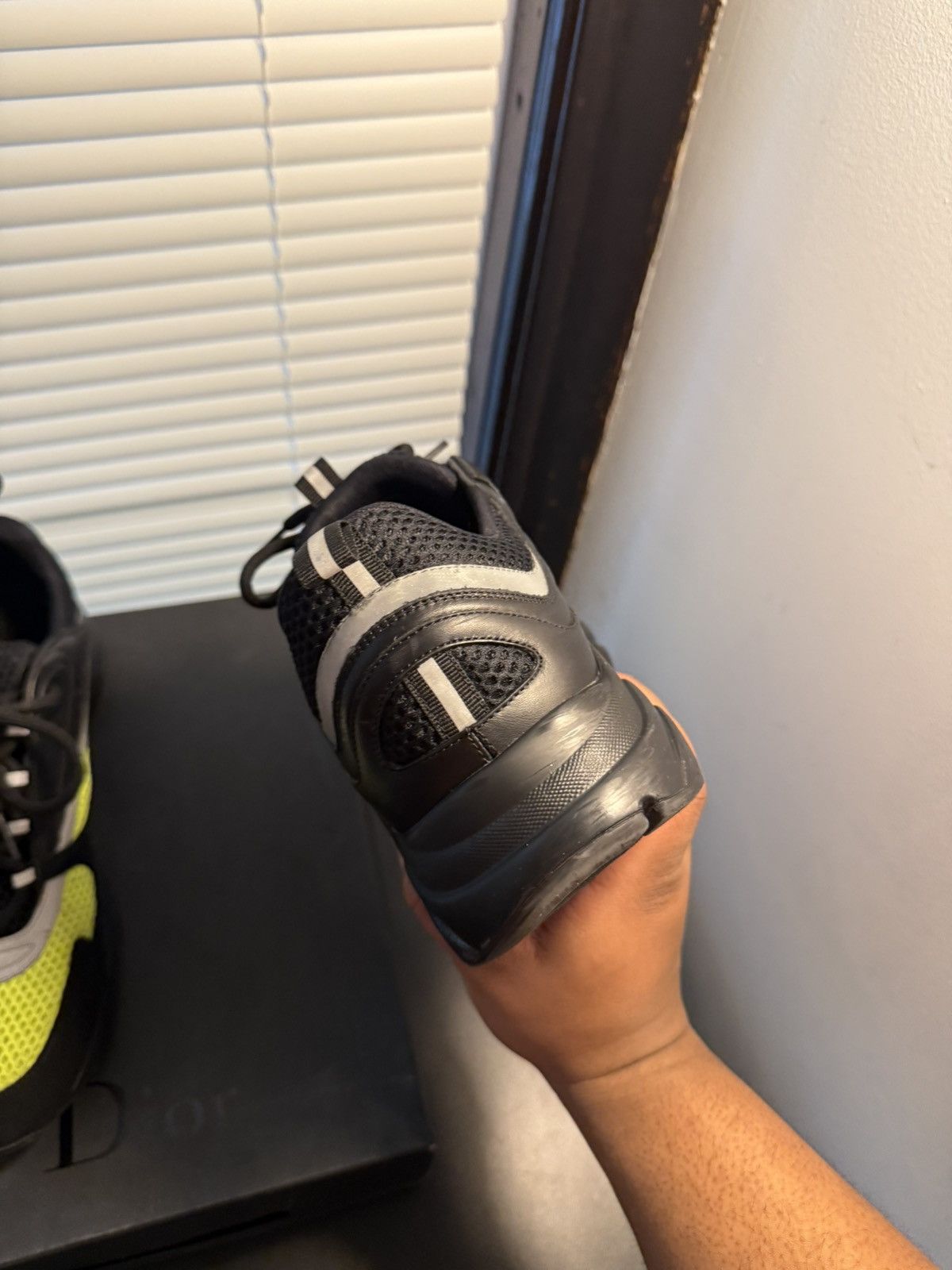 Dior Dior B22 Black Yellow Volt Size 11 US / 44 EU Size US 11 / EU 44 - 6 Thumbnail