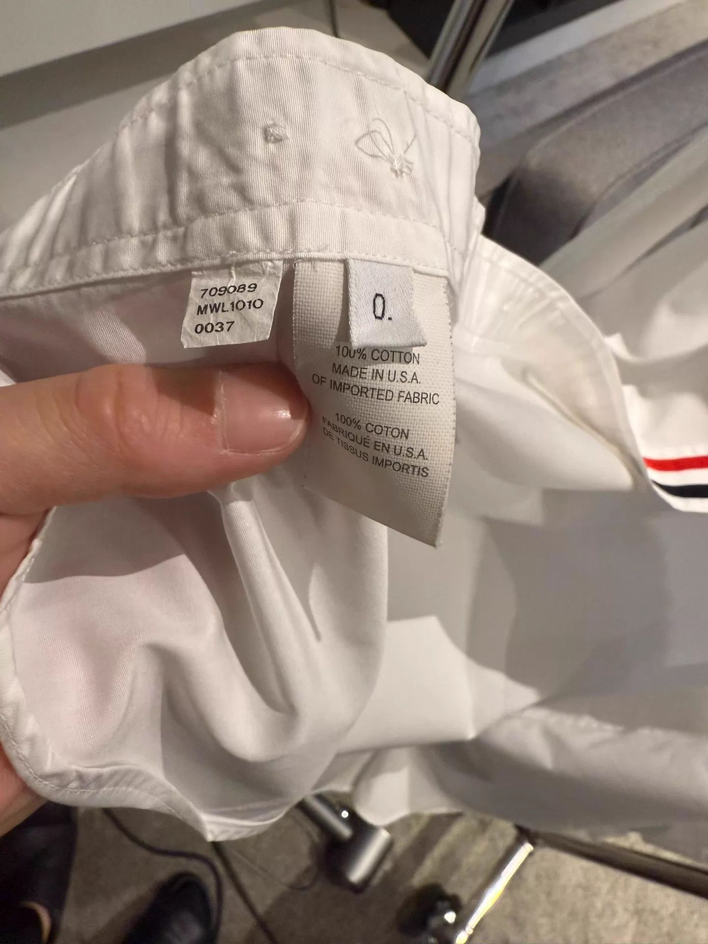 Thom Browne Thom Browne Classic Tri-Color Placket Poplin Shirt Size 0 Size US XS / EU 42 / 0 - 5 Thumbnail