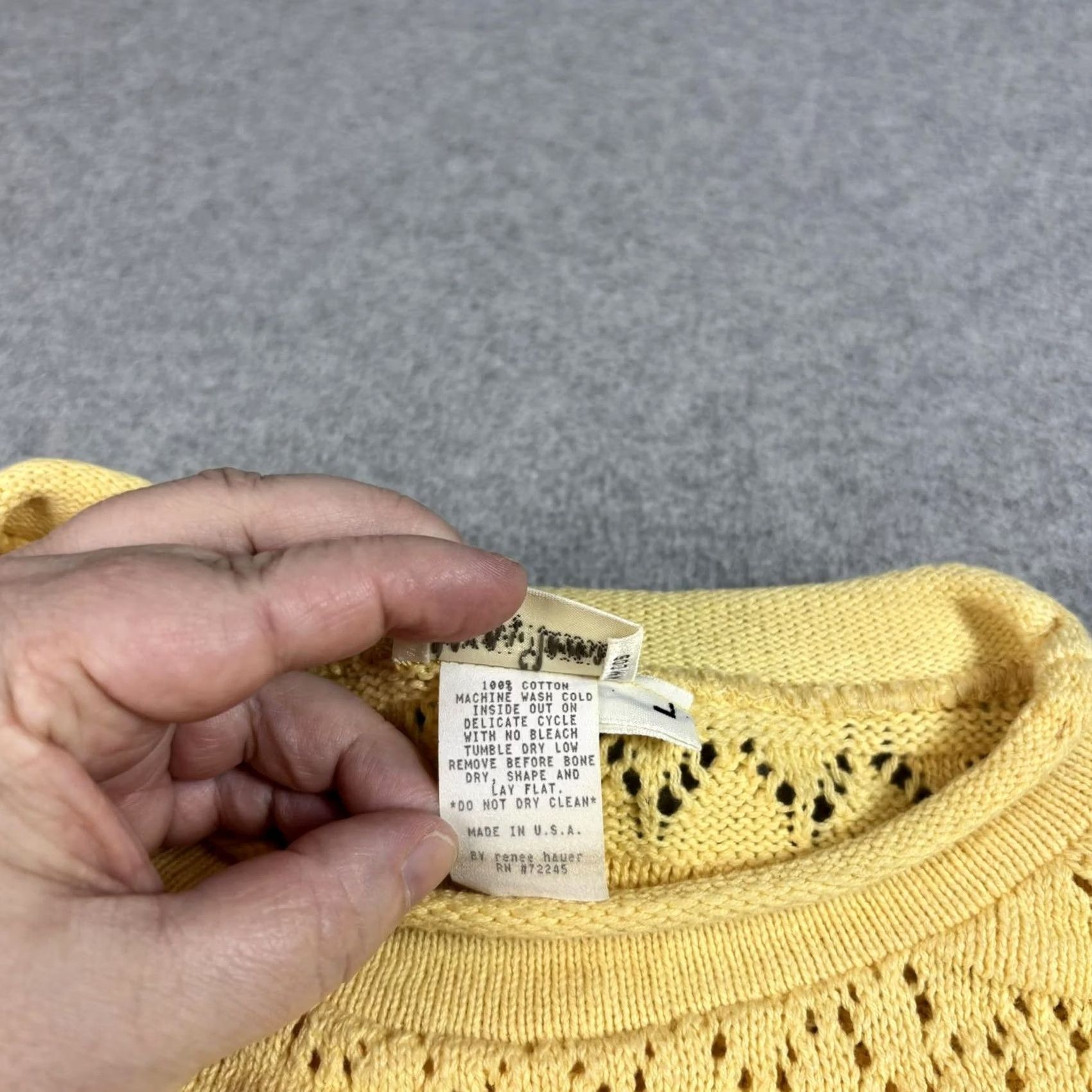 Neiman Marcus VINTAGE Neiman Marcus Sweater Women L Yellow Open-Knit Short Sleeve Lightweight 90s Casual Womens Size L / US 10 / IT 46 - 4 Thumbnail