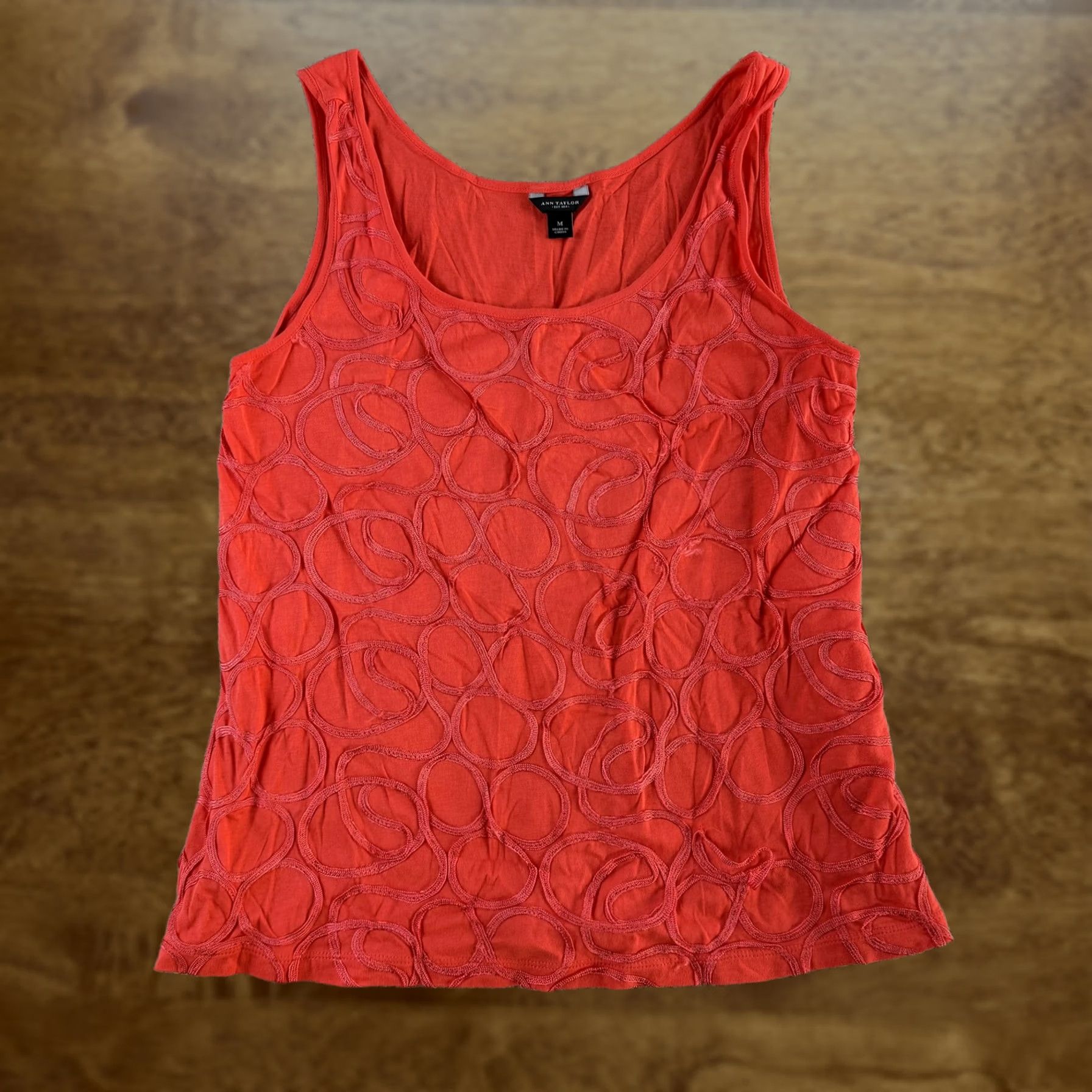 Ann Taylor Ann Taylor Tank Top Womens Medium Orange Scoop Neck Embroidered Geometric Size M / US 6-8 / IT 42-44 - 1 Thumbnail