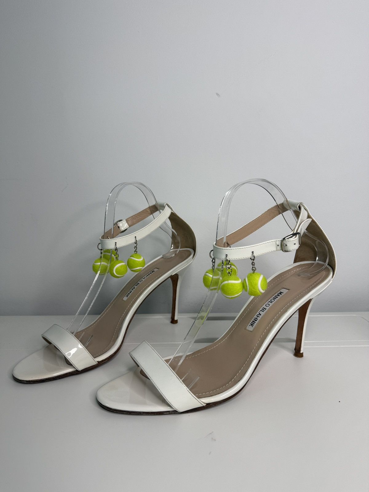 Manolo Blahnik Manolo Blahnik (Tennis) White Patent Leather Sandals Size US 10 / IT 40 - 3 Thumbnail