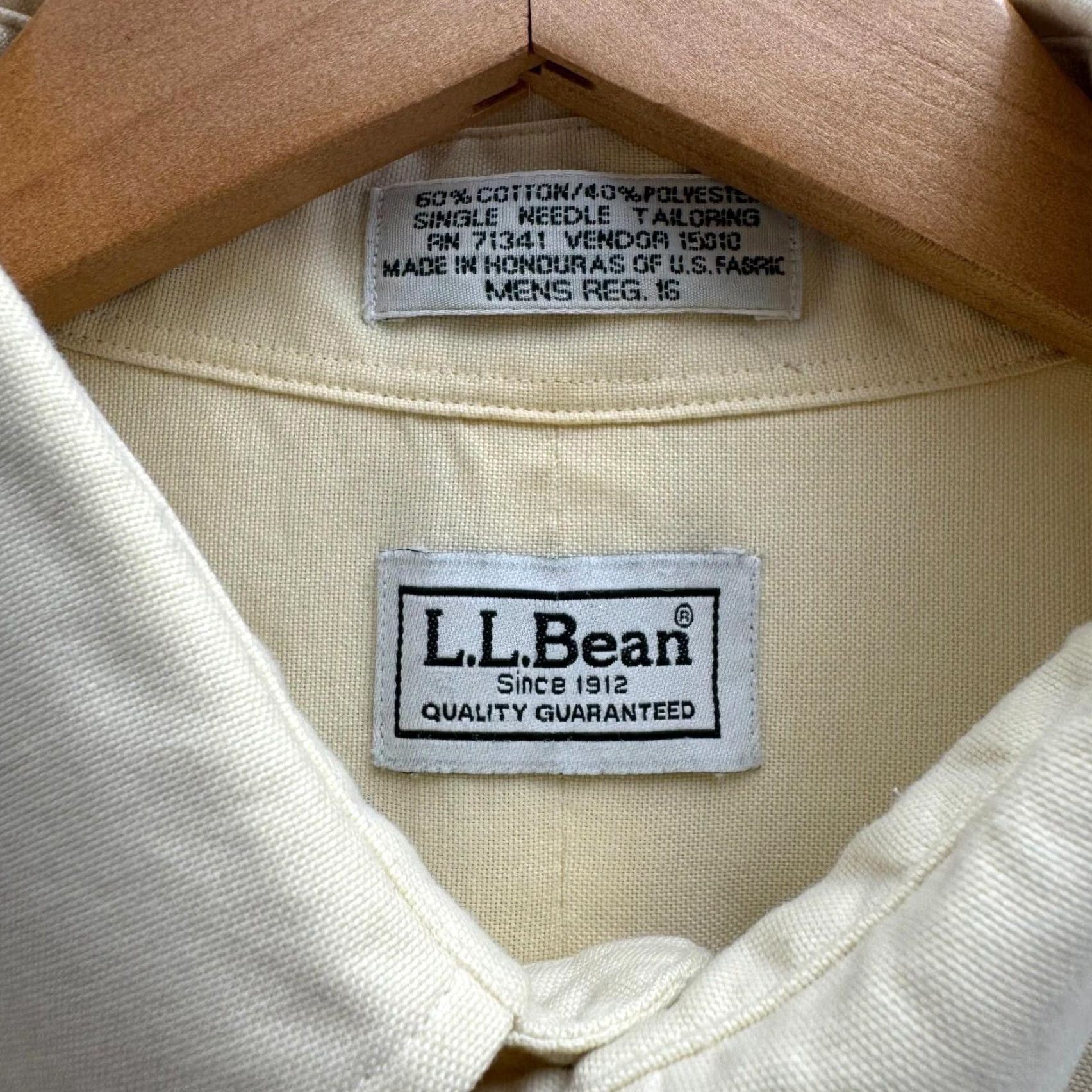 Vintage VINTAGE LL Bean Men’s Shirt Button-Up Short Sleeve Beige L Regular Large Beige Solid Button-Up Mens Shirt Size US L / EU 52-54 / 3 - 2 Thumbnail