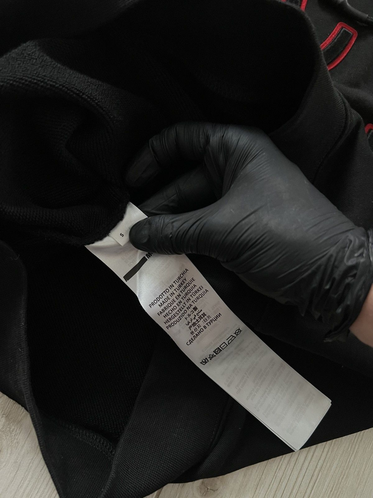 Alexander McQueen Alexander McQueen McQ Big Logo Black Hoodie Size Small Size US S / EU 44-46 / 1 - 7 Thumbnail