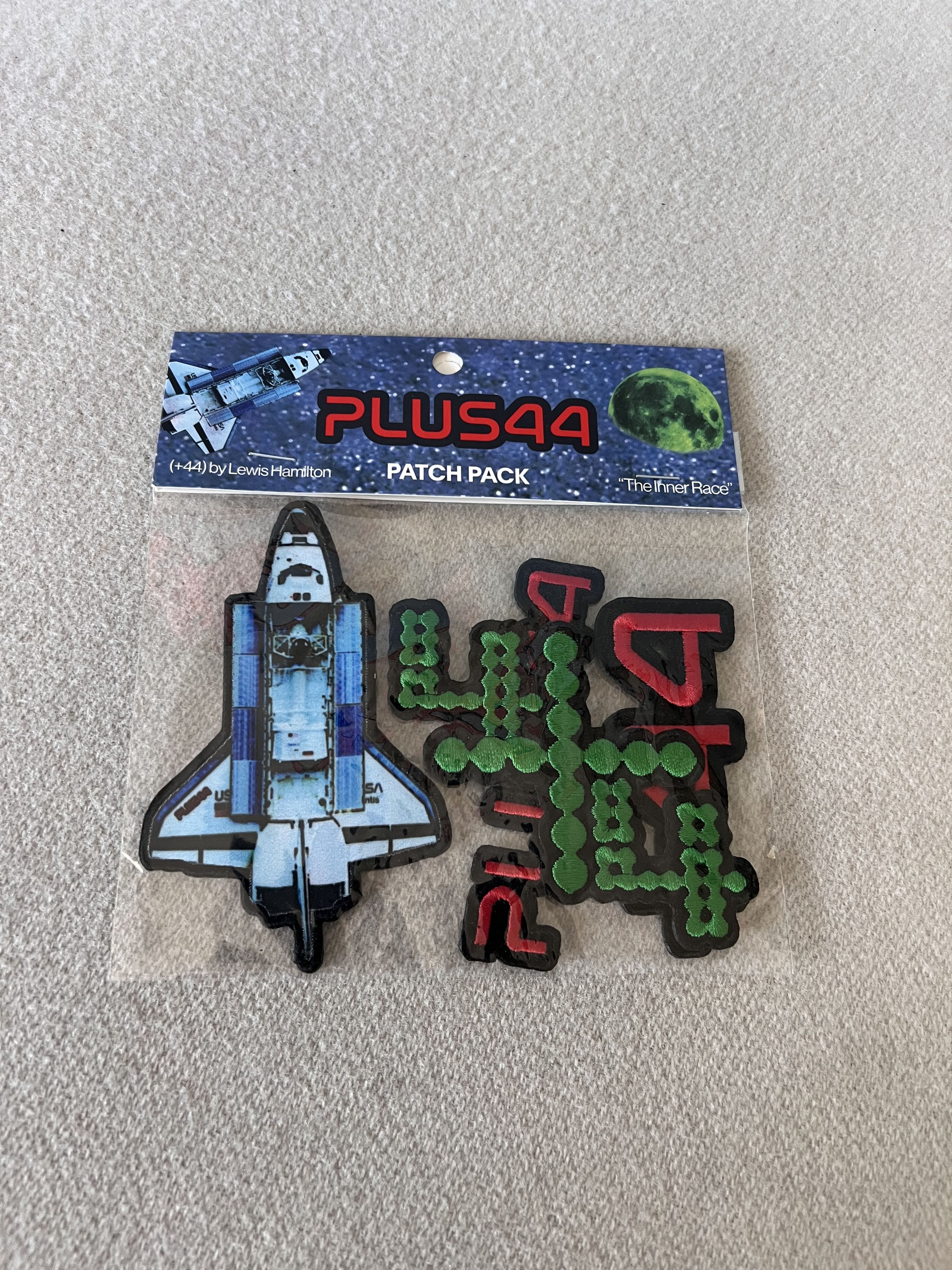 +44 +44 Lewis Hamilton NASA Patch Pack Size ONE SIZE - 1 Thumbnail