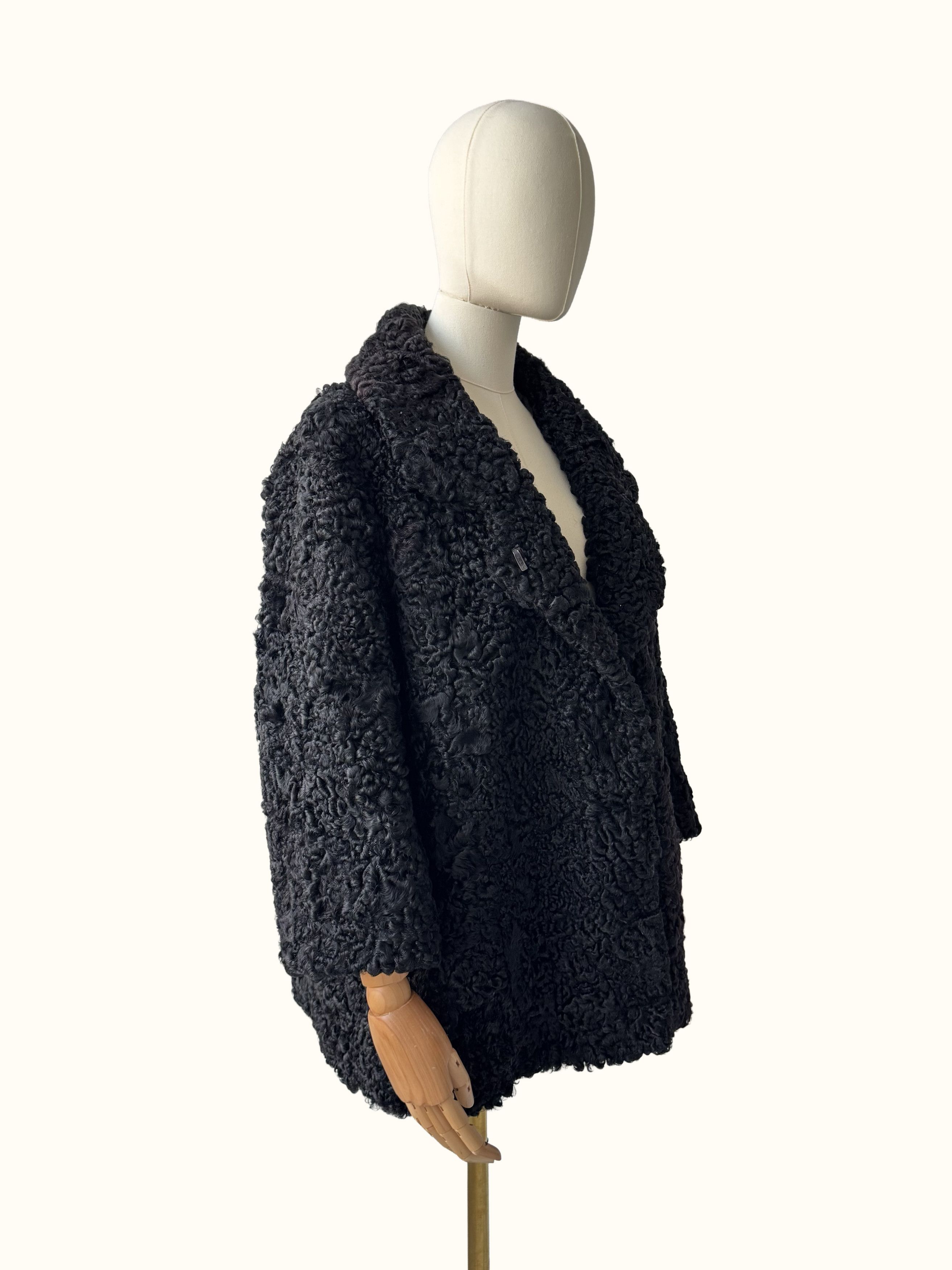 Vintage Vintage Real Fur Coat Size L / US 10 / IT 46 - 2 Thumbnail