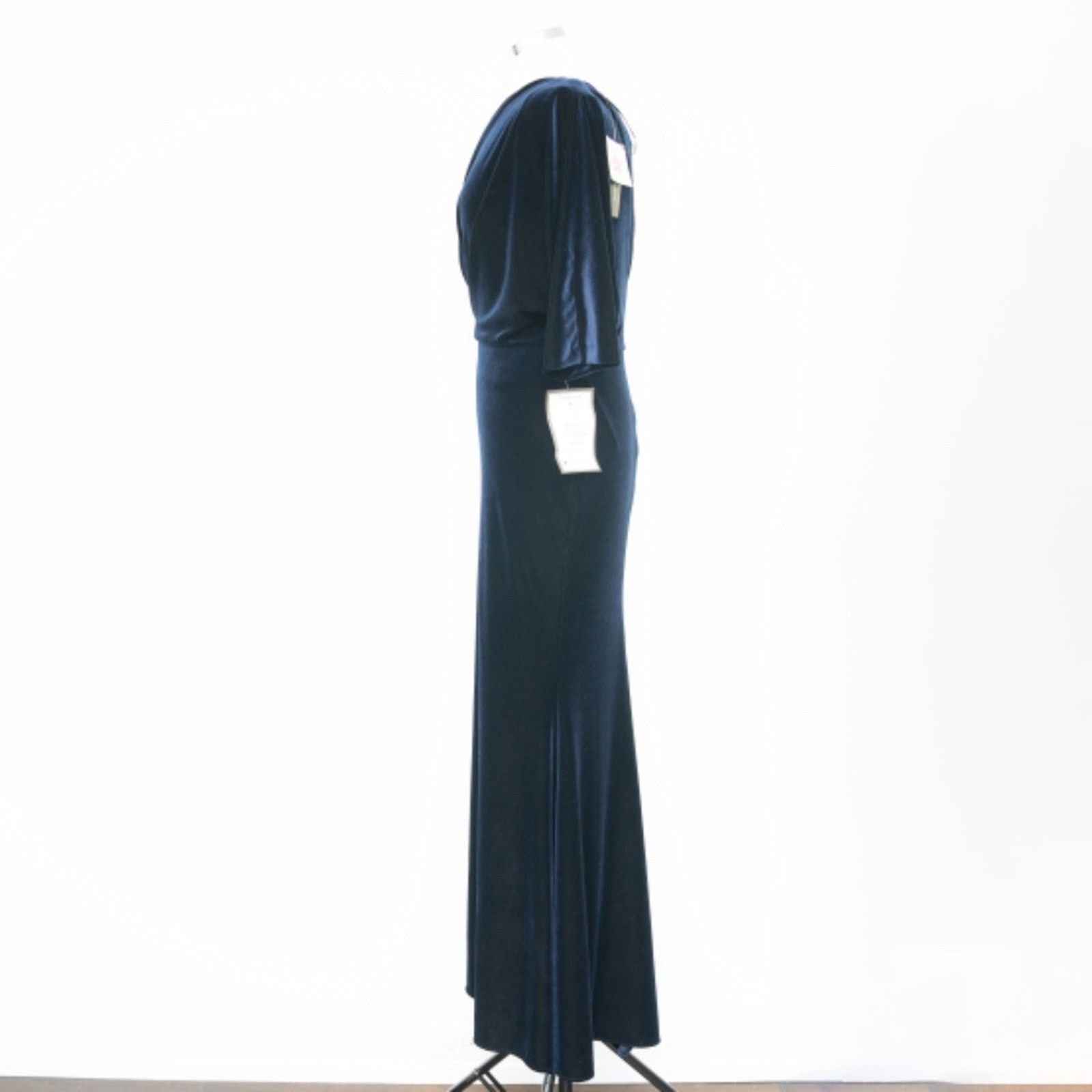 Designer Betsy & Adam. Off the Shoulder Stretch Velvet Gown. Size M / US 6-8 / IT 42-44 - 6 Thumbnail