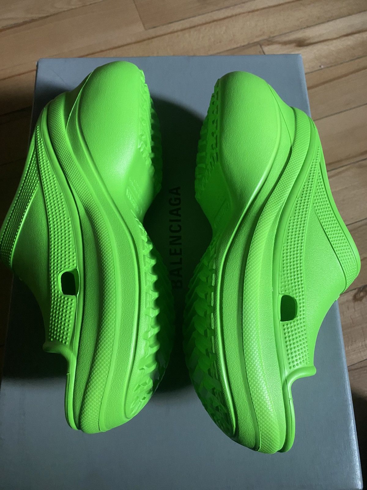 Balenciaga × Crocs Balenciaga Crocs Size US 8 / IT 38 - 3 Thumbnail
