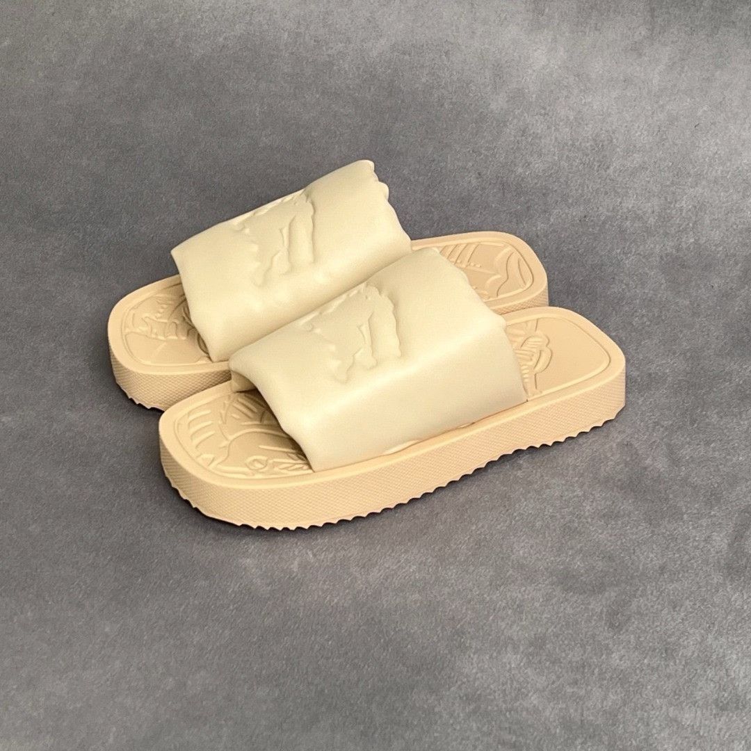 Burberry Burberry Leather Yellow Sandals us_6 Women Size US 6 / IT 36 - 1 Thumbnail