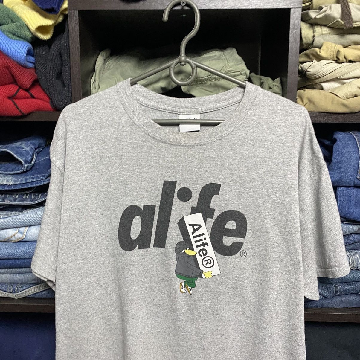 Alife Luxury Alife Big Logo graphic y2k designer streetwear tee Size US L / EU 52-54 / 3 - 2 Thumbnail