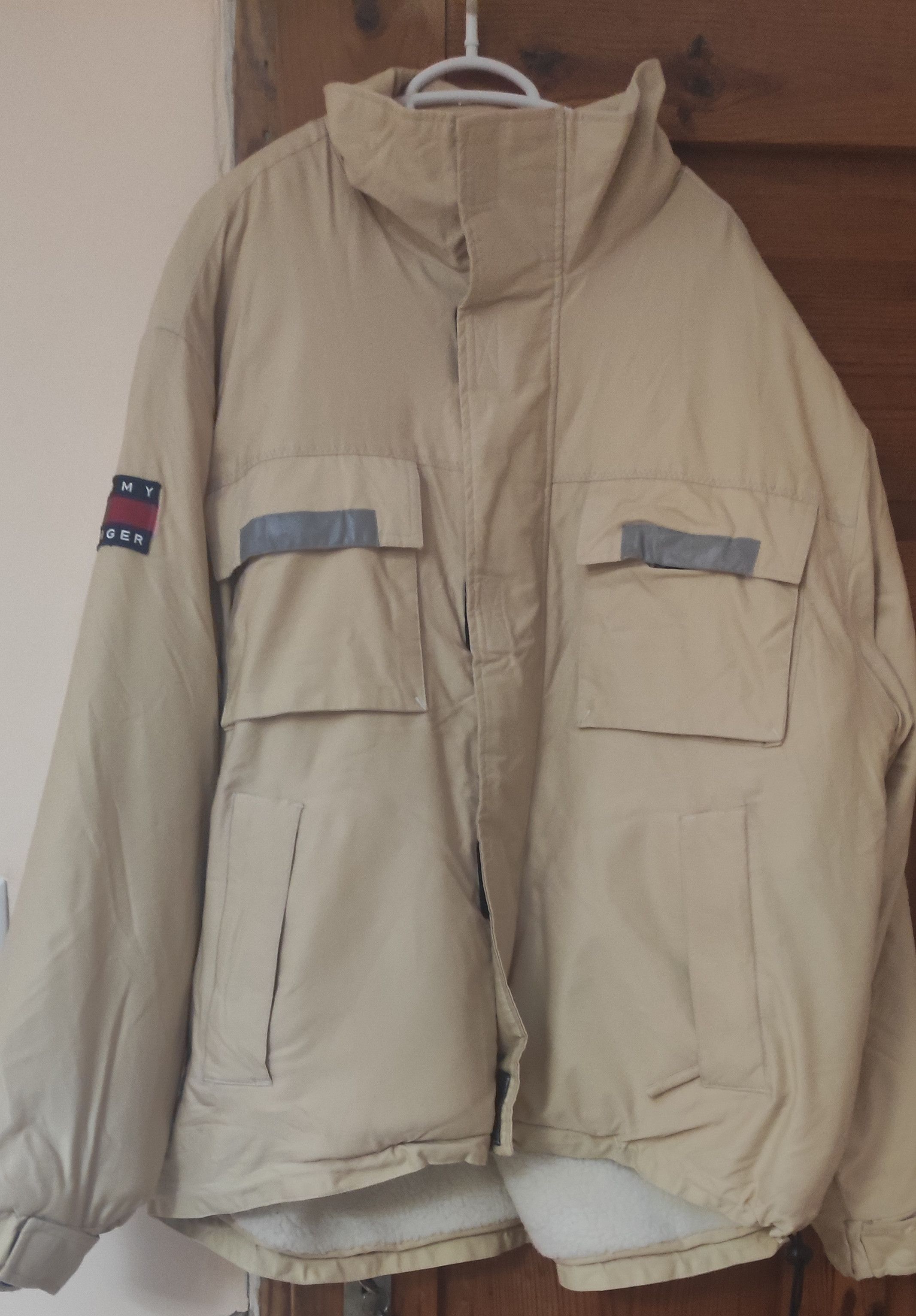 Tommy Hilfiger The men's jacket Tommy Hilfiger Size US M / EU 48-50 / 2 - 1 Thumbnail
