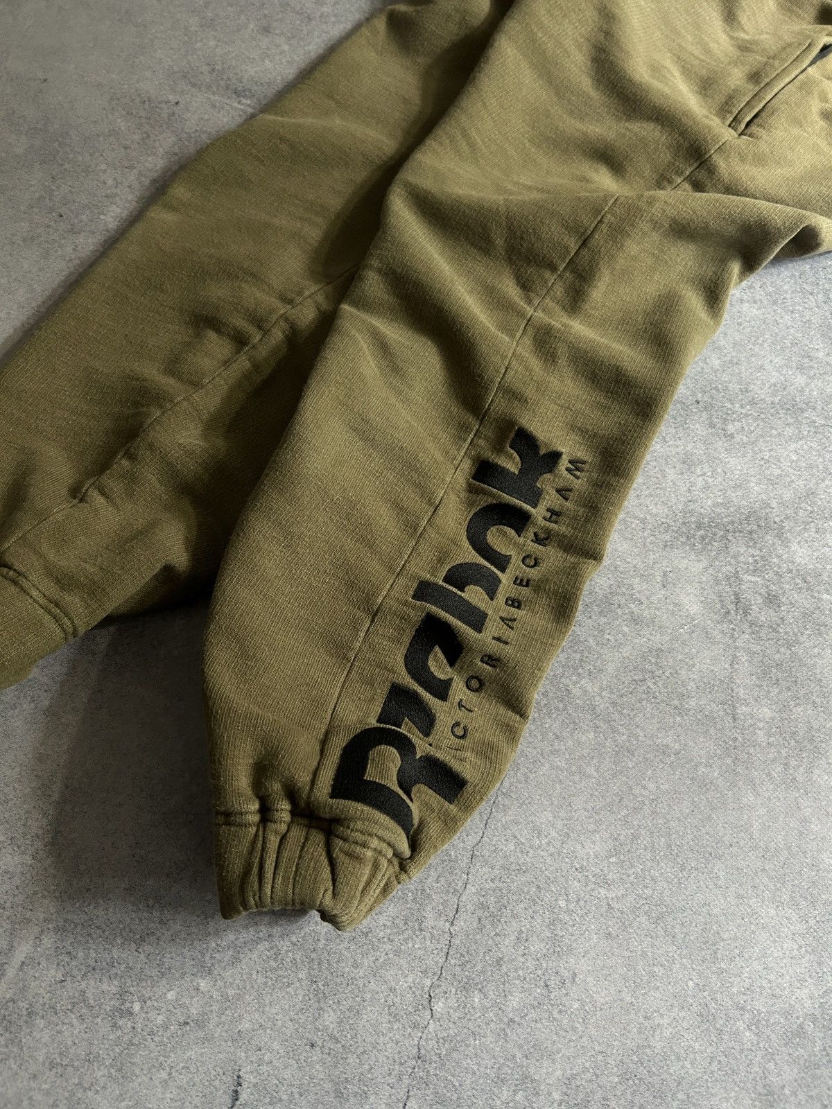 Victoria Beckham Reebok x Victoria Beckham sweat joggers olive Size 28" / US 6 / IT 42 - 4 Thumbnail