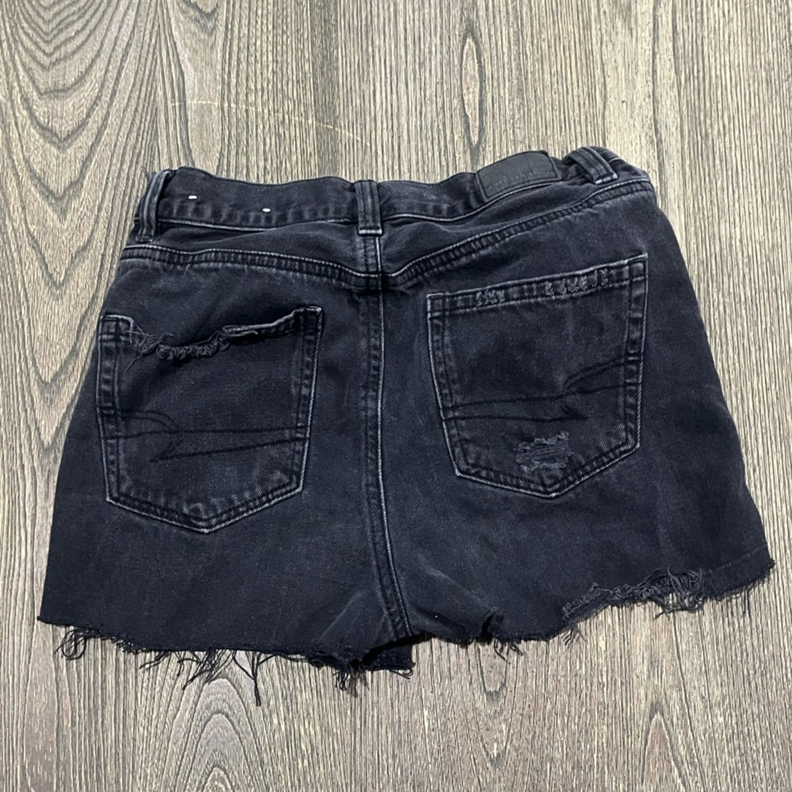 American Eagle Outfitters American Eagle Jean Shorts High Rise Frayed Hem Black Size 0 Size 25" / US 0 / IT 36 - 7 Thumbnail