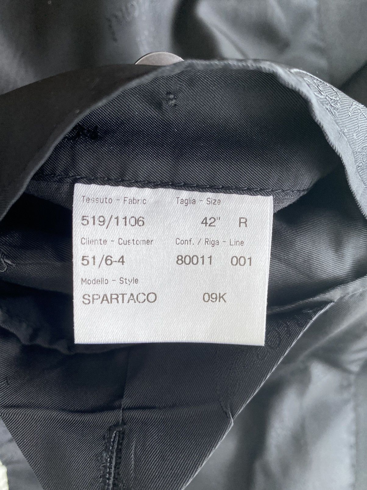 Brioni Men’s Brioni Italian luxury black blazer men’s sz 42R. Size 42R - 4 Thumbnail