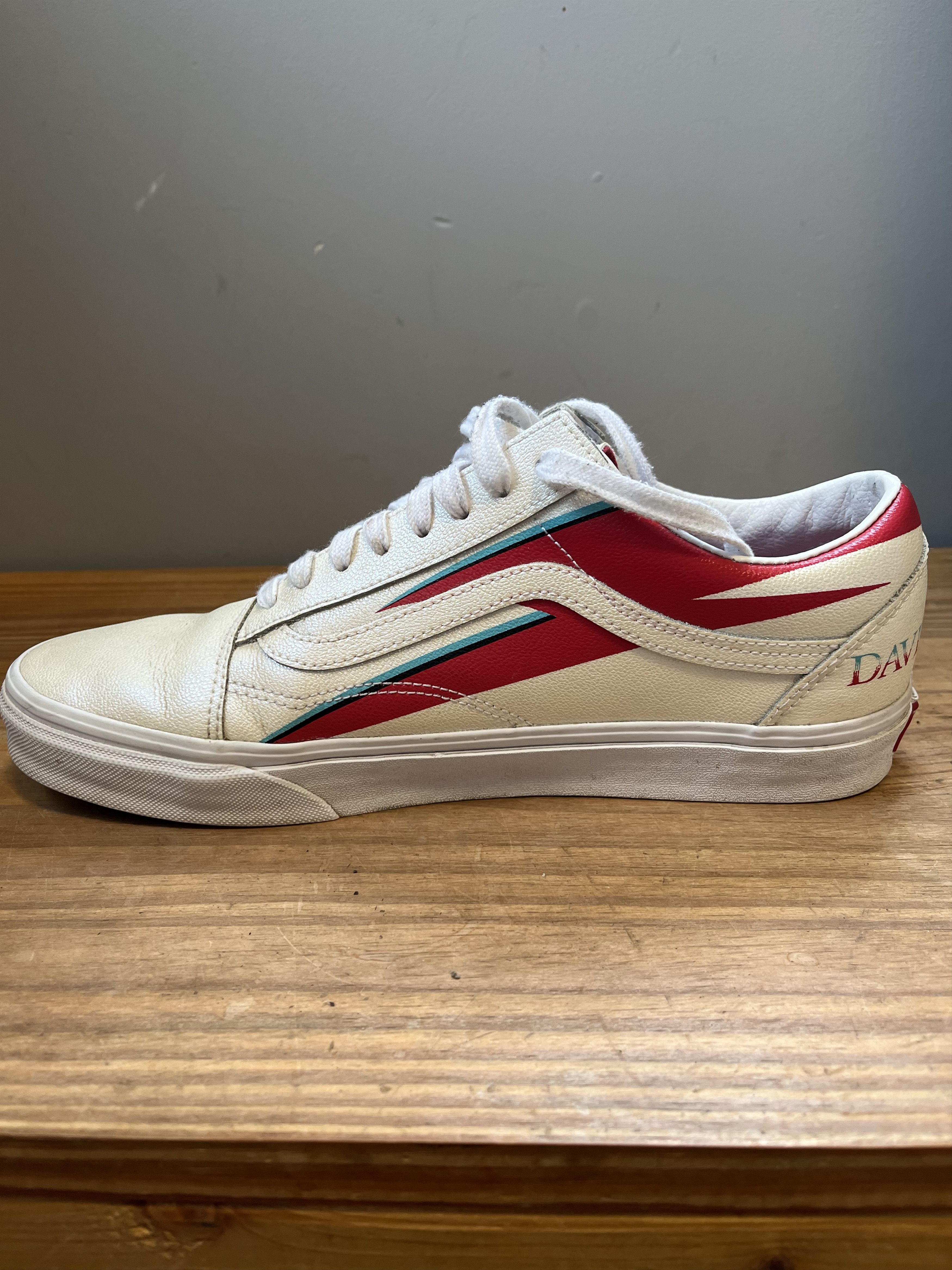 Vans Vans David Bowie Aladdin Sane Old Skool Size US 10.5 / EU 43-44 - 5 Thumbnail