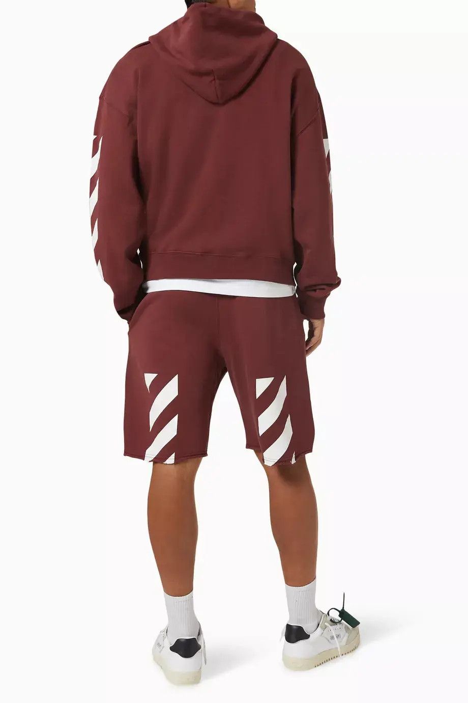 Off-White o1gr1nt1124 Diag Helvetica Sweatshort in Barolo Size US 34 / EU 50 - 3 Thumbnail